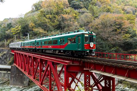 観光列車「天空」（イメージ）